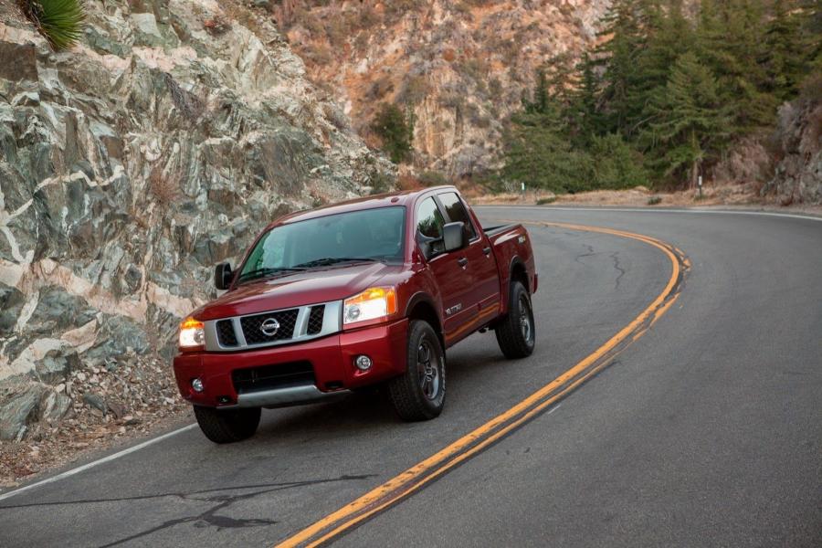  Nissan Titan Pickup 2013 года  (фото 10 из 43)